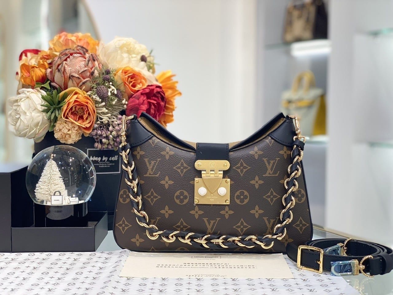 z4437759625401_709291107c0b86782f9d502d81dbbbb9 TÚI KẸP NÁCH LV LOUIS VUITTON TWINNY SIÊU CẤP