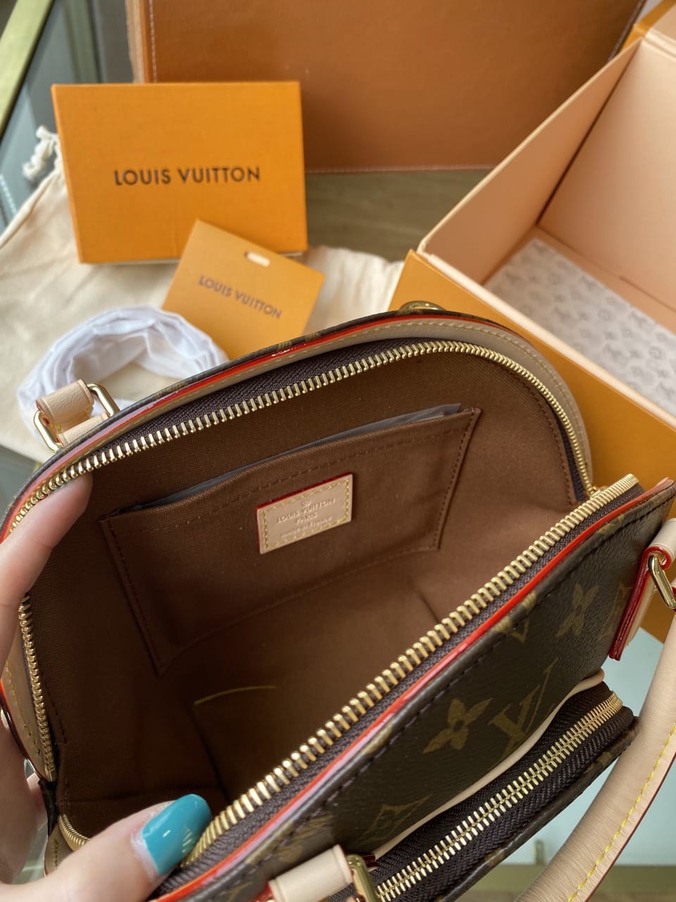 z4440104590660_b27af96f05b45c0b3aa5406fa195ee97