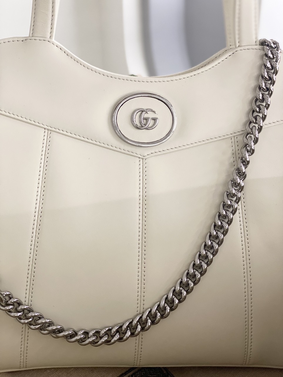 z4445165978582_6610d51ff8e762046e68793261d69d55