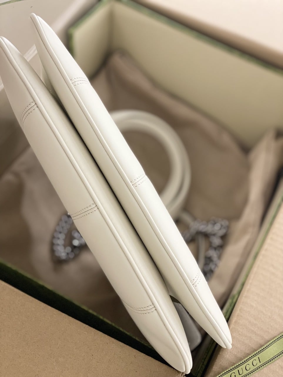 z4445166013653_9503b0be574b8908f06a01971c72a0b4