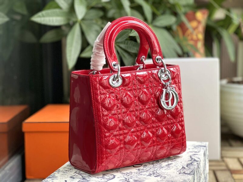 TÚI XÁCH DIOR LADY NGUYÊN BẢN MEDIUM SIZE 24 DA BÓNG TAG BẠC
