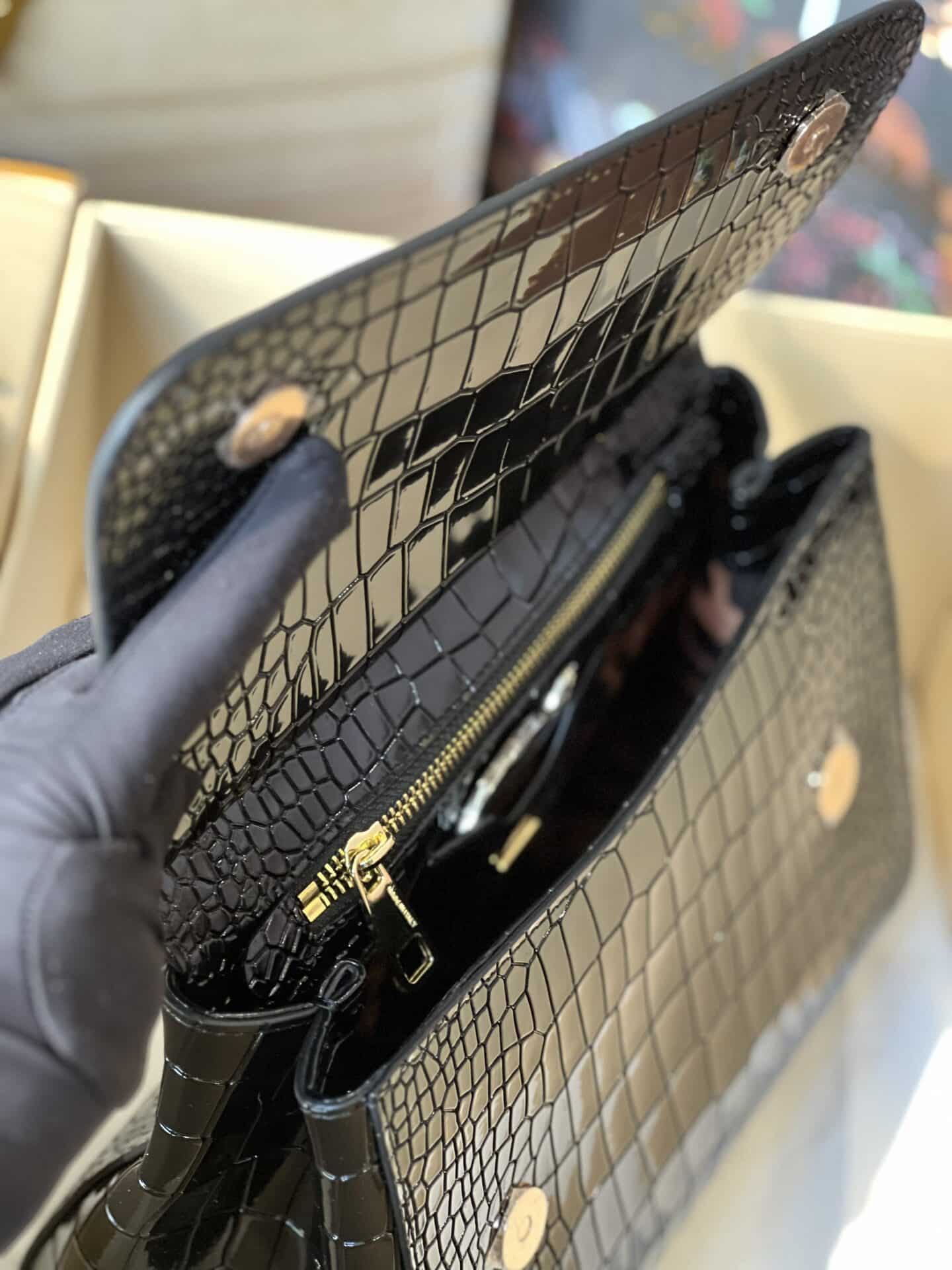 z4469559380815_15835be74477e50e056aab9022aefb47