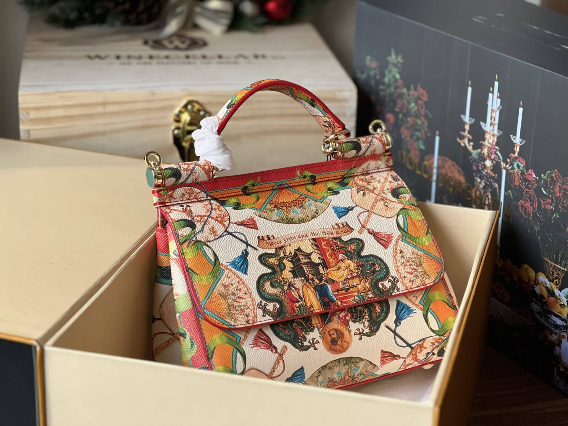 z4469566812849_7c2a8513a513ca051958c05832228d0e TÚI DOLCE & GABBANA MISS SICILY CALFSKIN MEDIUM BAG NGUYÊN BẢN