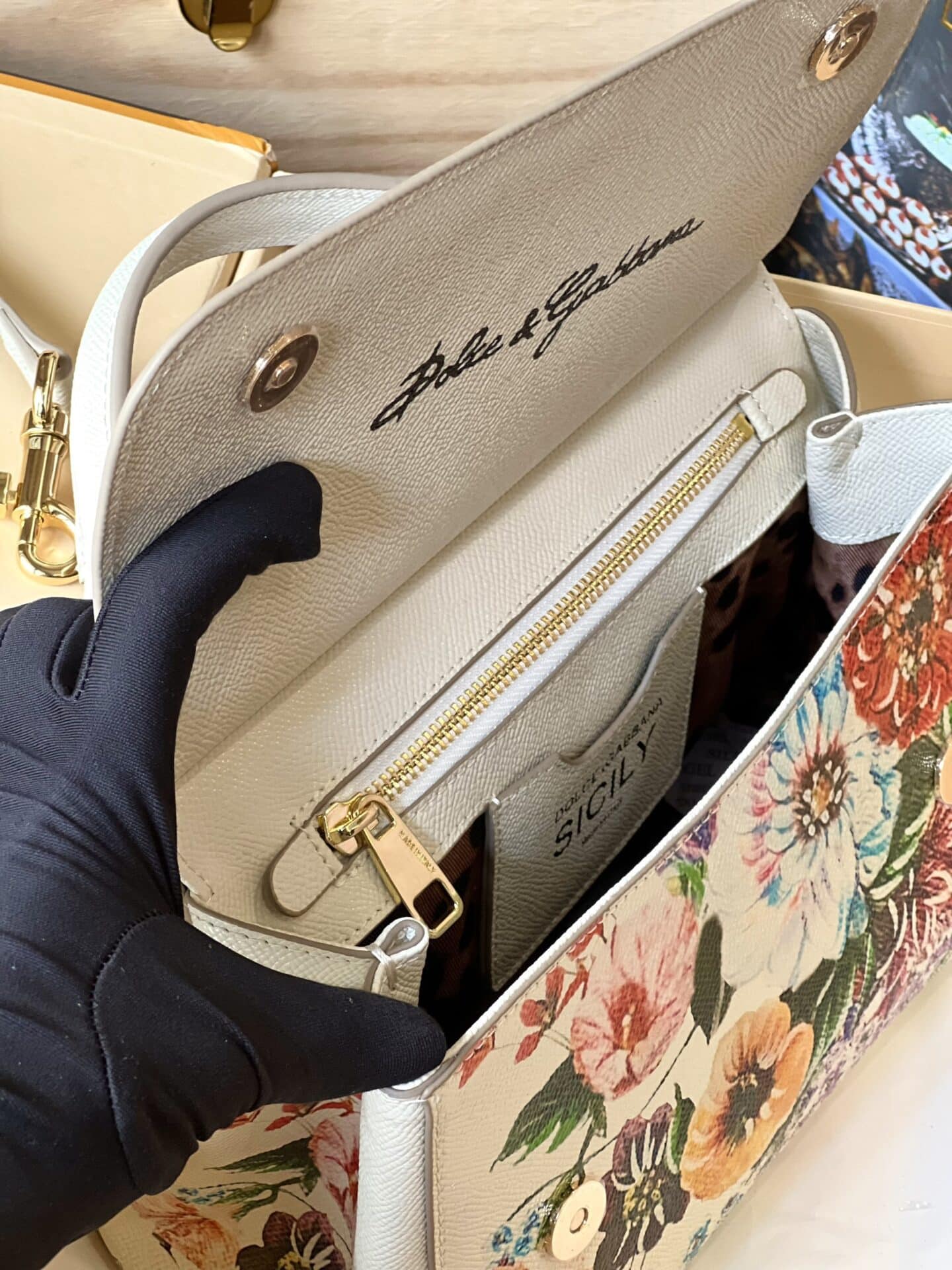 z4469566883940_5b7083880eac03e38ded7198c60f952b