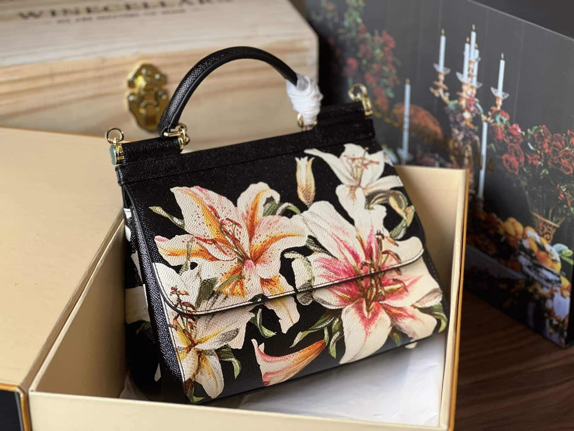 z4469566929595_6a55cd55365d42e5faca7b89f57bac84 TÚI DOLCE & GABBANA MISS SICILY CALFSKIN MEDIUM BAG NGUYÊN BẢN