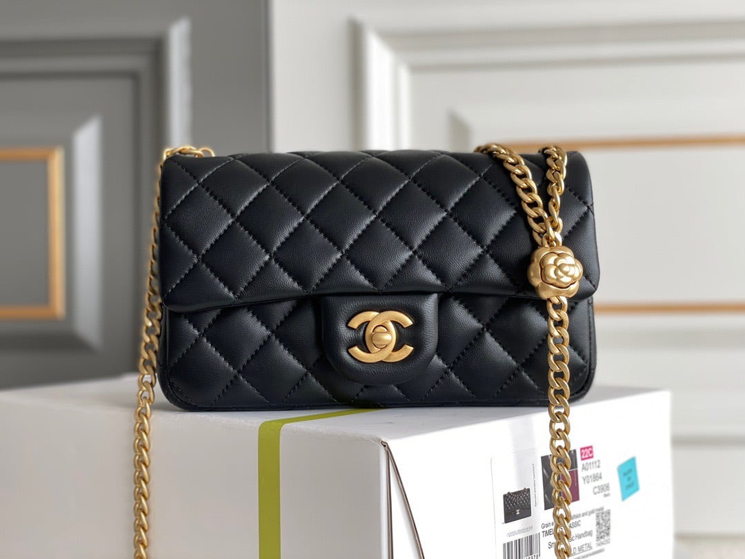 z4483686995557_326f87a0cea230fecf541d86733ad92a TÚI CHANEL CLASSIC MINI 8 BLACK CAVIAR FLAP BAG SIÊU CẤP