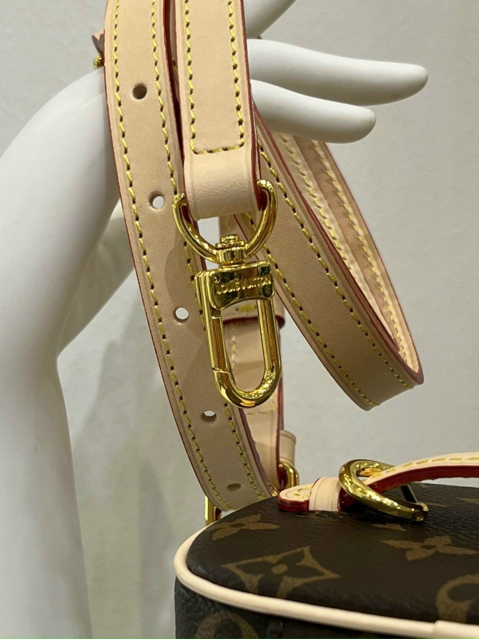 z4483918134872_a42eb53e75d082c118d39b01a131992a