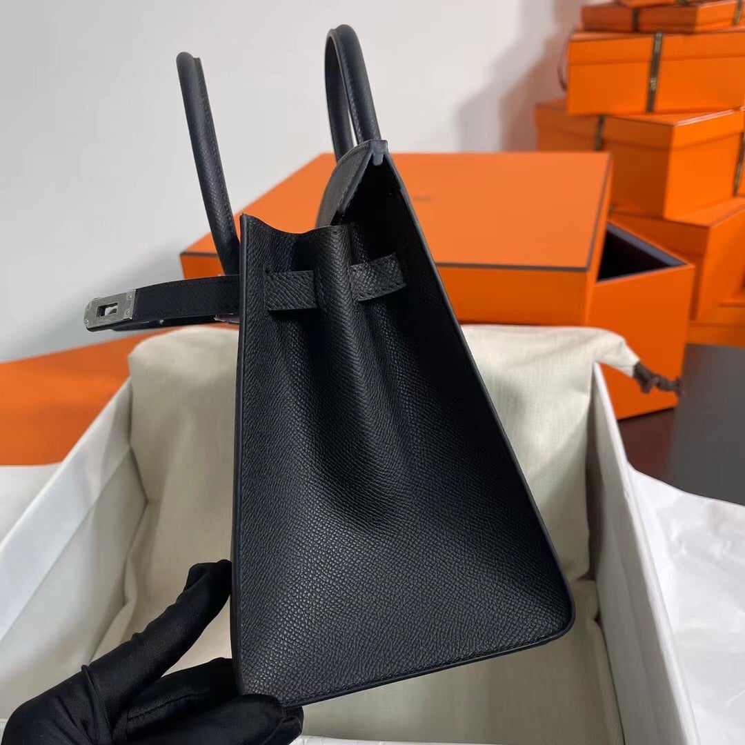 z4484462188219_65b4b41c01afc0c4679e32561d43ddf5