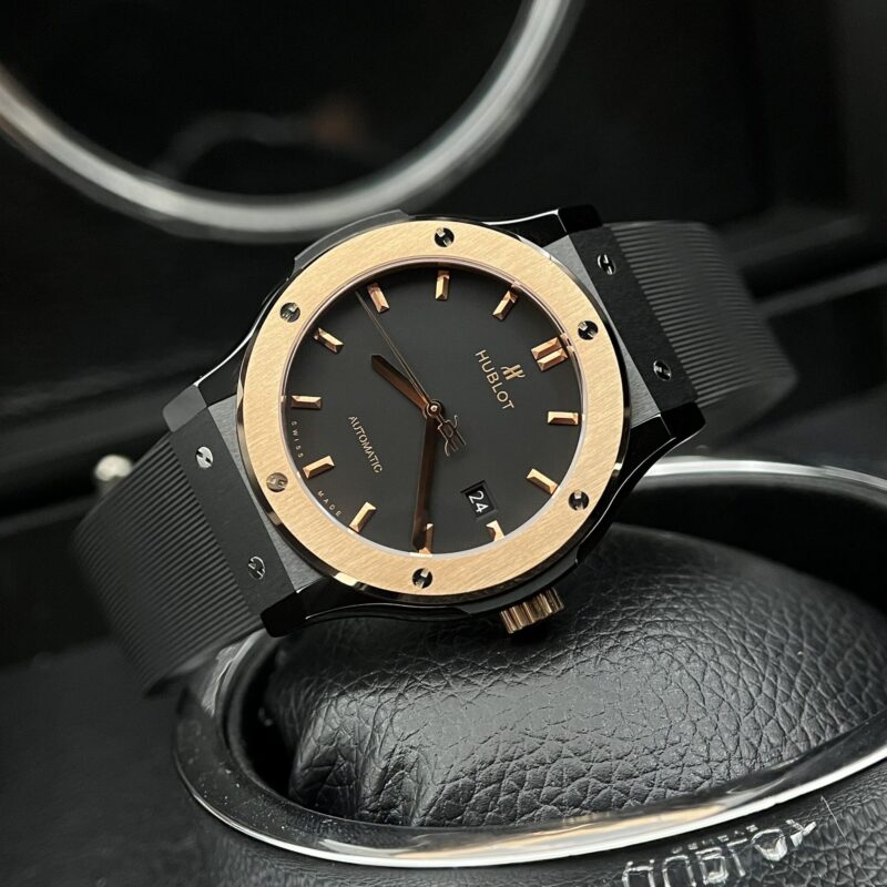 ĐỒNG HỒ HUBLOT CLASSIC FUSION CERAMIC VIỀN KING GOLD REPLICA CAO NHẤT 42MM
