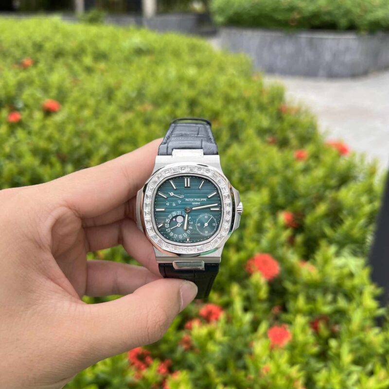 PATEK PHILIPPE NAUTILUS 5722G-001 STONE-SET BEZEL BEST REPLICA 40MM
