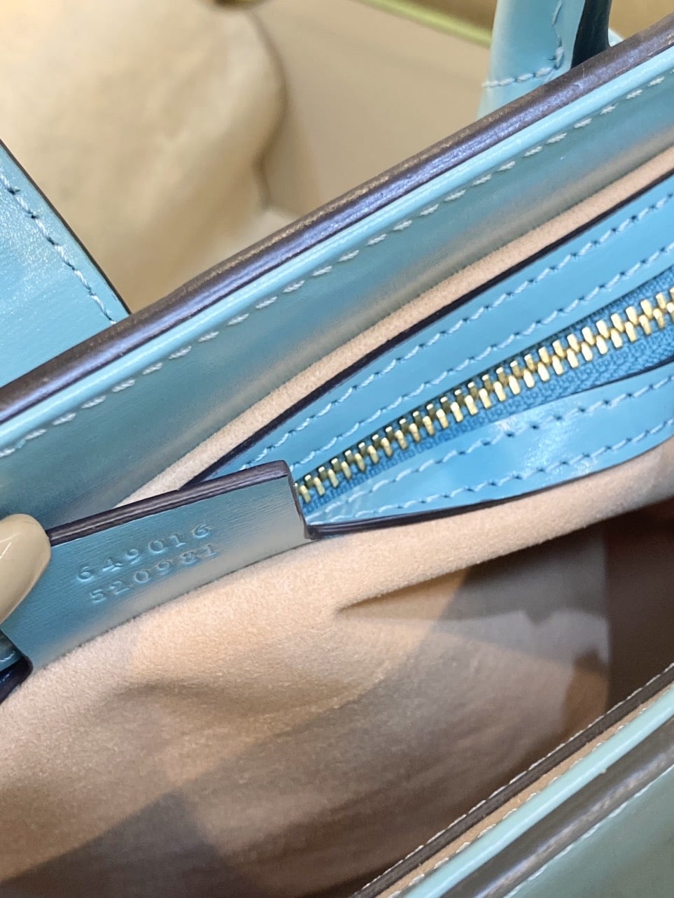 z4974083143091_db80348b4edd52980362925513658ea7