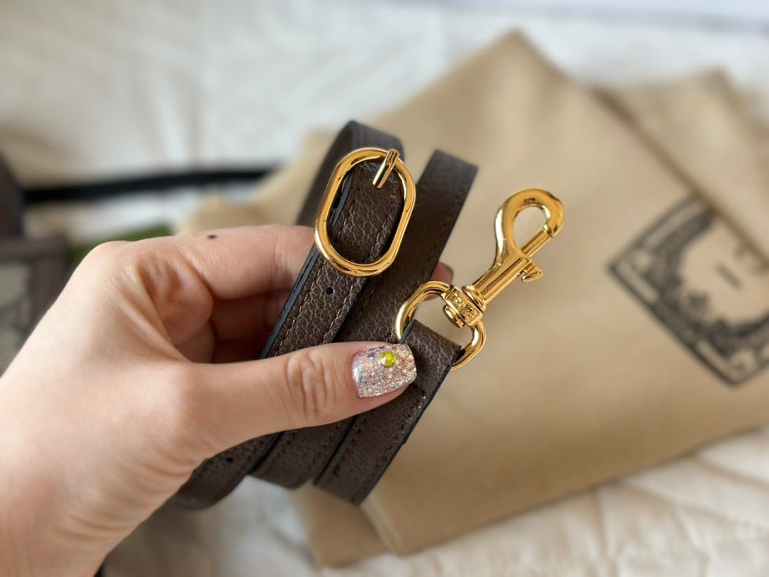 z5243208403868_40a9d6e40f547e8ba553b2c90804ba9c