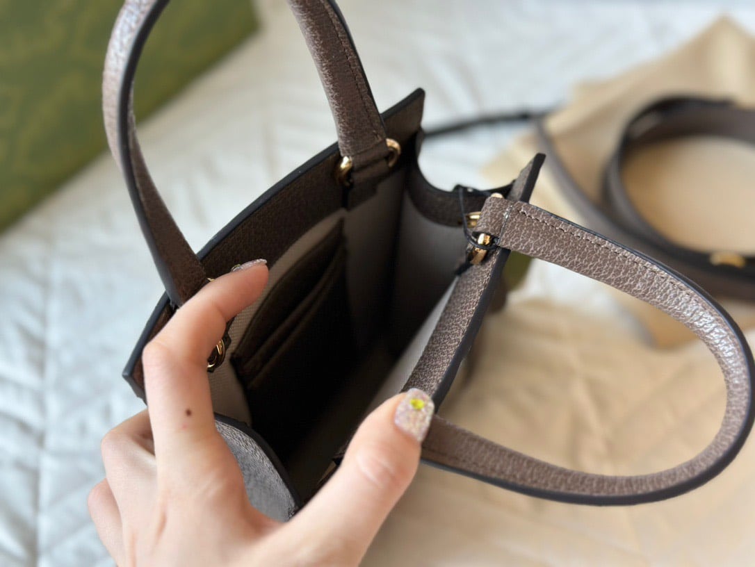 z5243208435060_18f809489f69dc4c54f4019c5c093732