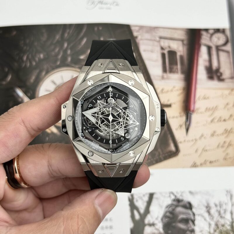 HUBLOT BIG BANG SANG BLEU II TITANIUM BLACK DIAL 1:1 REPLICA