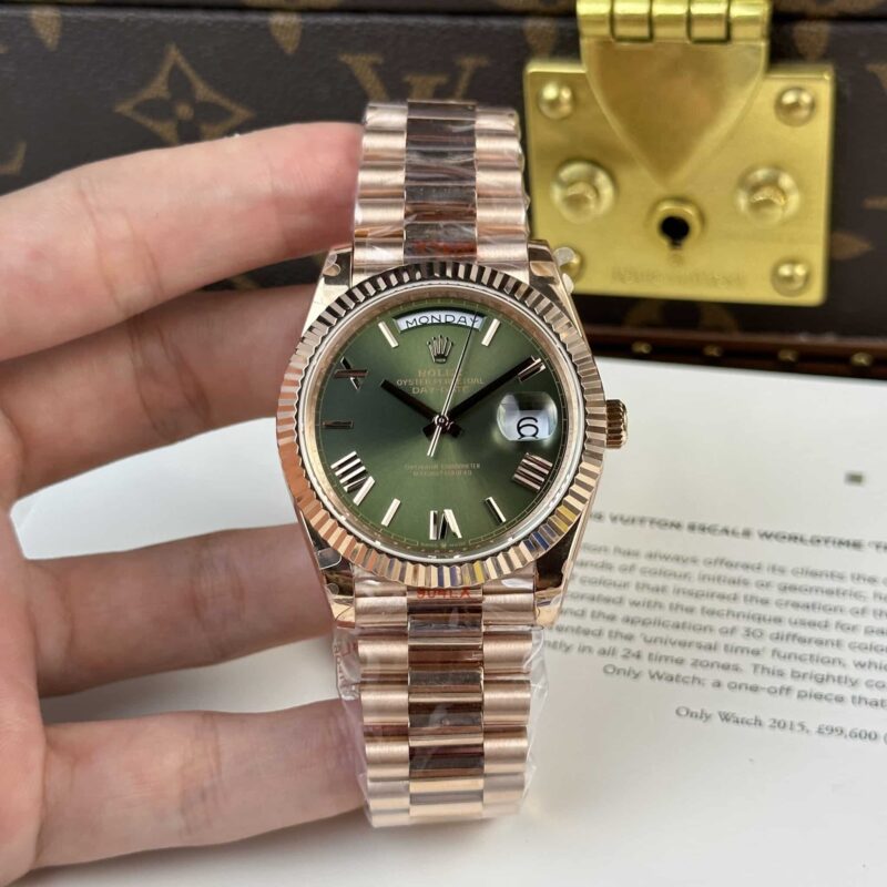 ROLEX DAY-DATE OLIVE GREEN ROMAN DIAL ROSE GOLD HEAVY WEIGHT 185G TOP QUALITY REPLICA 40MM