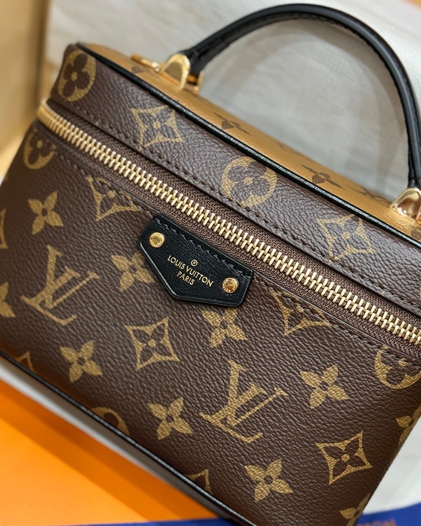 Túi Vanity Chain Pouch Monogram Reverse Màu Nâu - 4