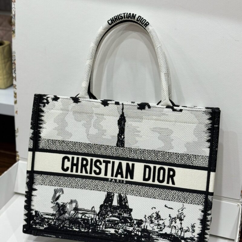 TÚI XÁCH DIOR TOTE MEDIUM HỌA TIẾT PARIS ĐEN TRẮNG VIP 36CM