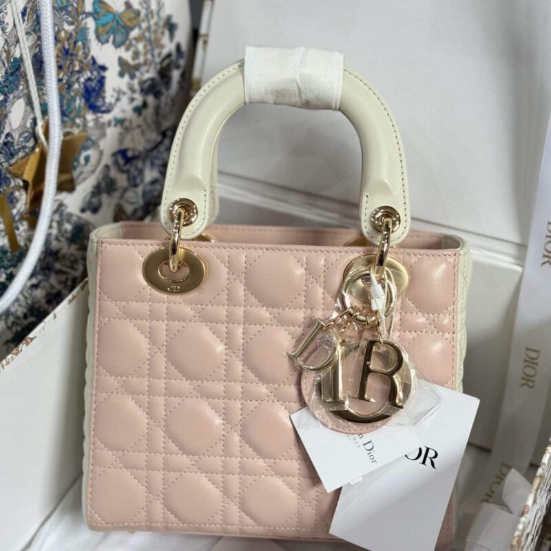 TÚI XÁCH SMALL LADY DIOR DA CỪU PHỐI MÀU LATTE VÀ HỒNG PHẤN VVIP LIKE AUTH SIZE 20CM